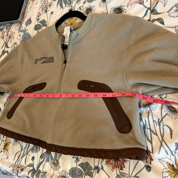 Nike x CACT.US CORP Travis Scott Collab Women's Pullover Crew Sweatshirt - Picture 9 of 11